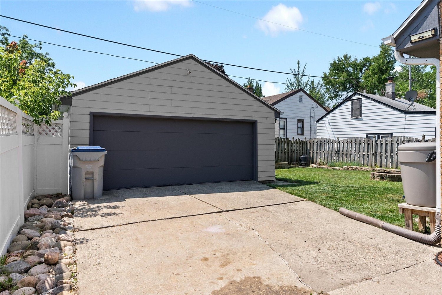 5125 w green tree 20240801160910784133000000 o