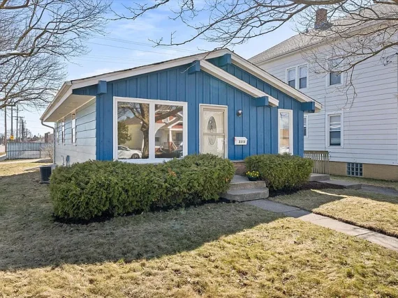 2313 blake avenue, racine, wi 534044